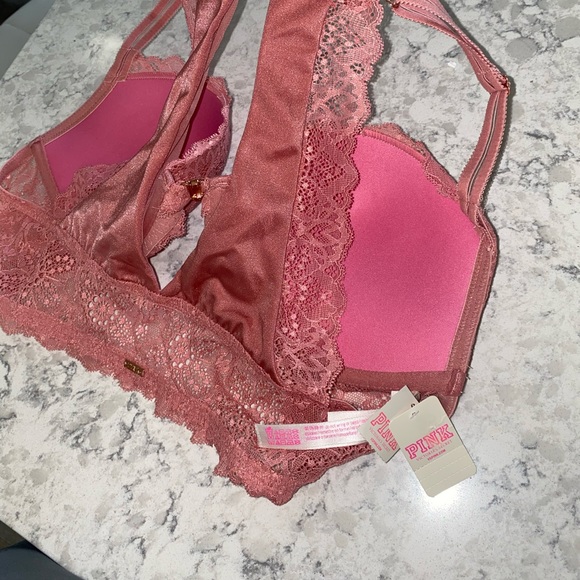 PINK Victoria's Secret Other - PINK VS push up demi bra💖